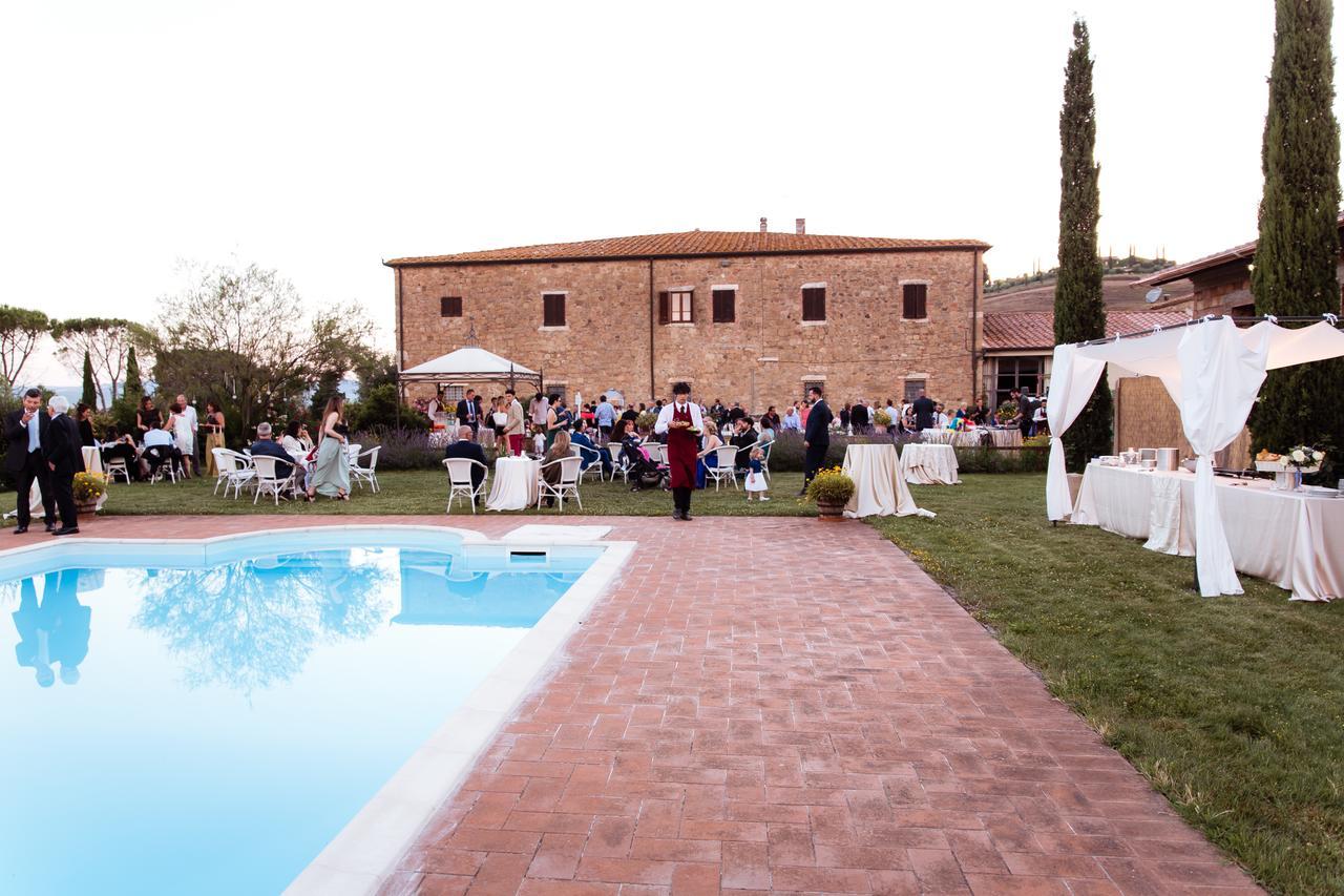 Le Checche Villa Pienza Luaran gambar